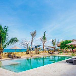 Rua Beach Resort Sumba